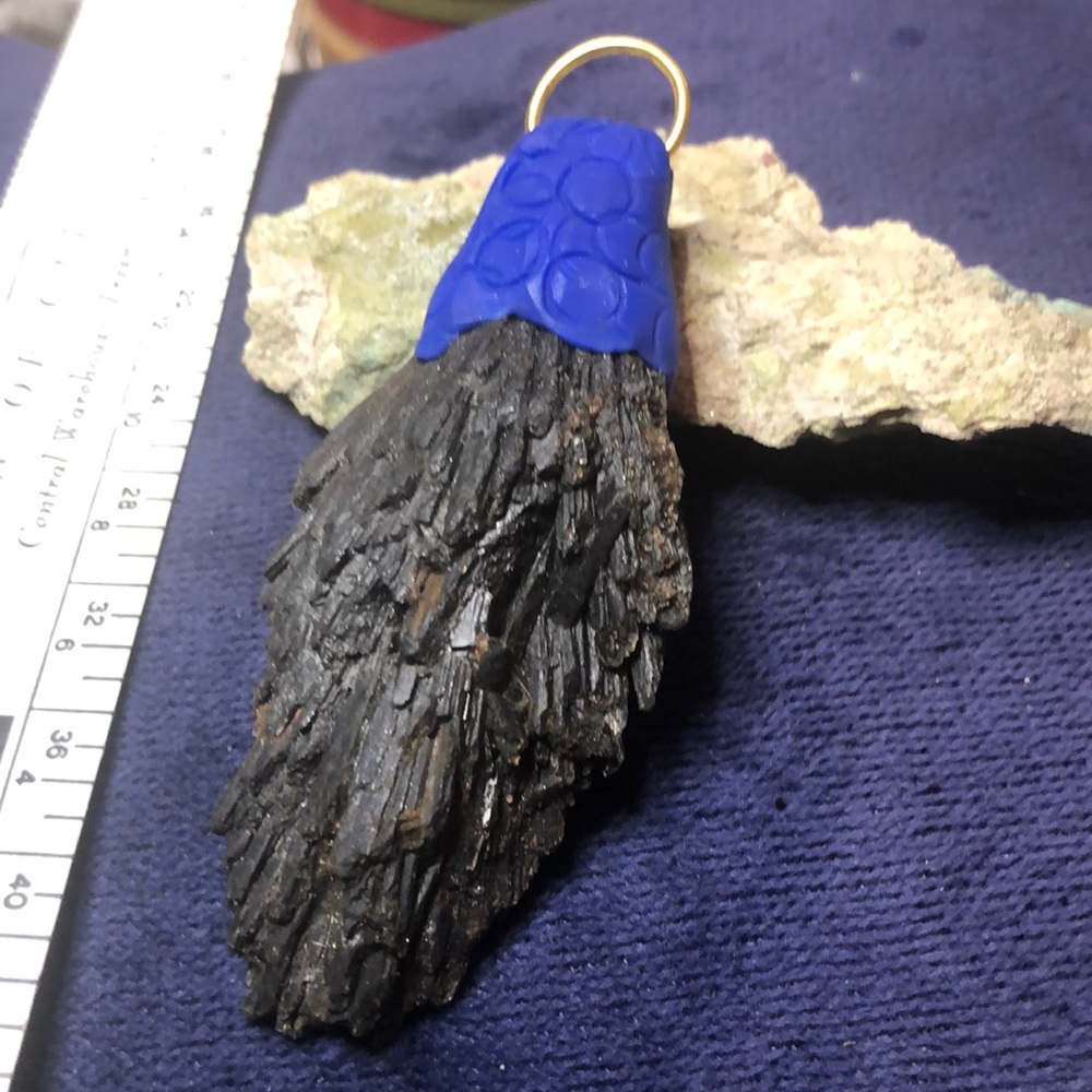 Kyanite Pendant Unisex